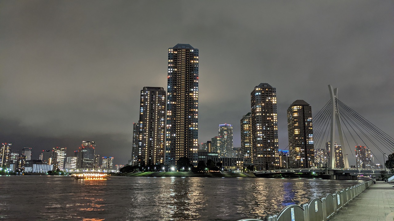 東京で夜景を楽しむデートにおすすめのバーは？