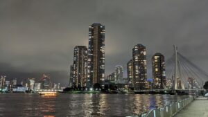 東京夜景を楽しむカップルにぴったりのディナーは？