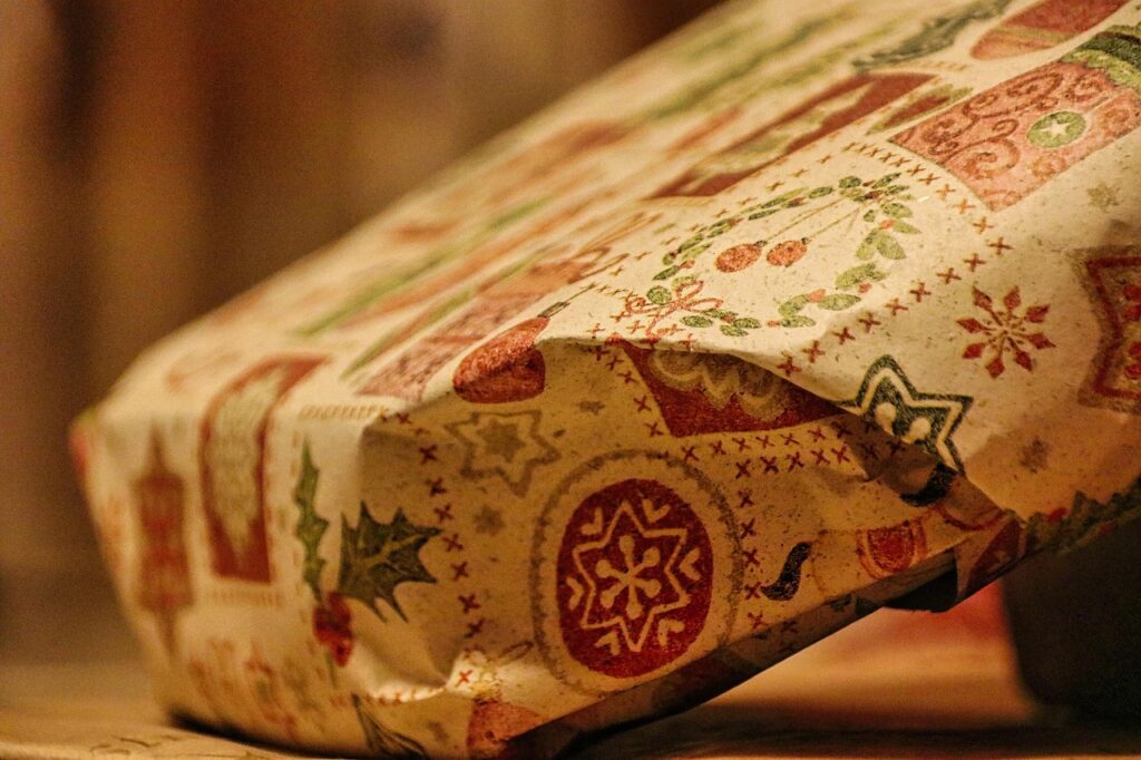 東京でのサプライズ演出に最適なディナーはどこですか？