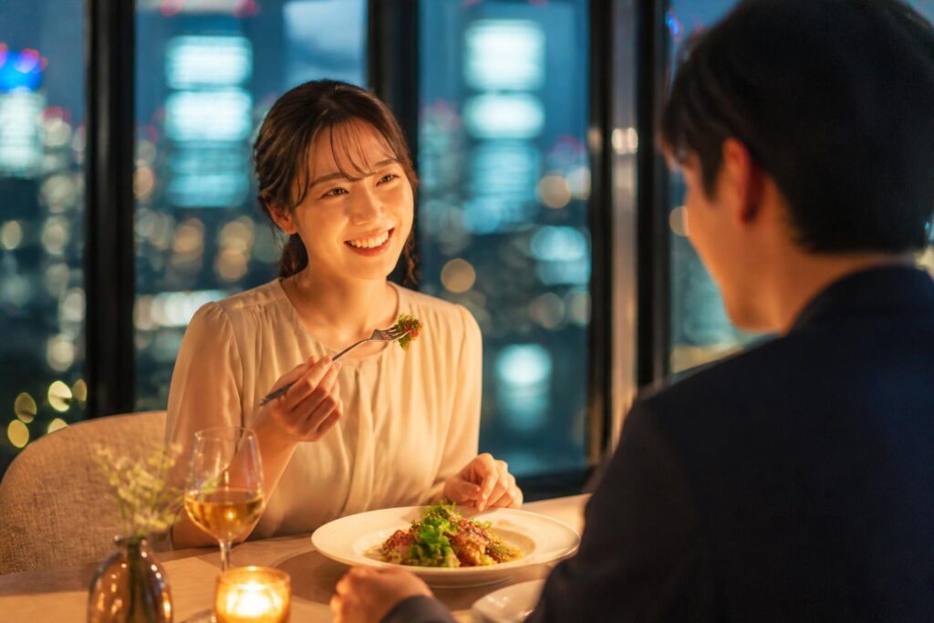 東京で会話しやすいデート向きの店はどこ?