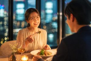 東京でデートの食事をする際に混雑を避ける方法は？